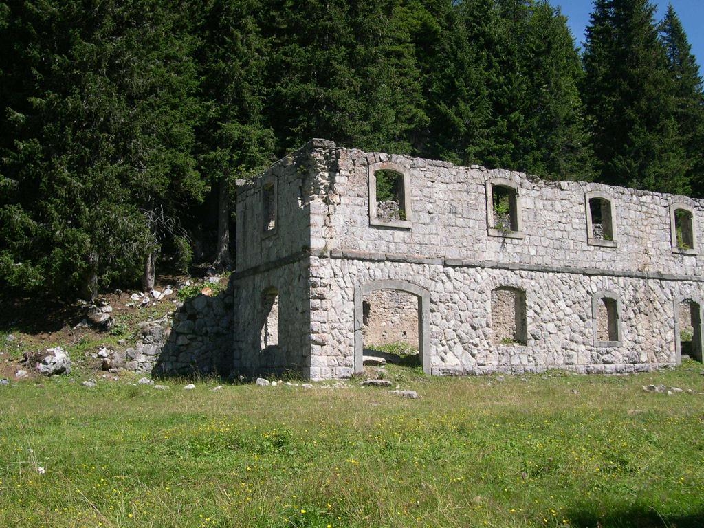 Апартаменти Fabbricato Indipendente Centro Lozzo Cadore Екстер'єр фото